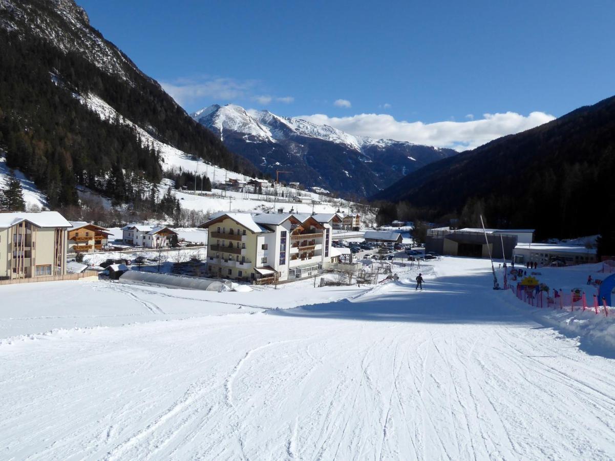 Hotel Bergkristall Brennero Bagian luar foto