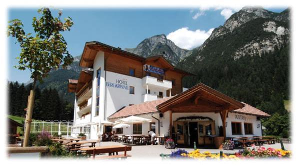 Hotel Bergkristall Brennero Bagian luar foto