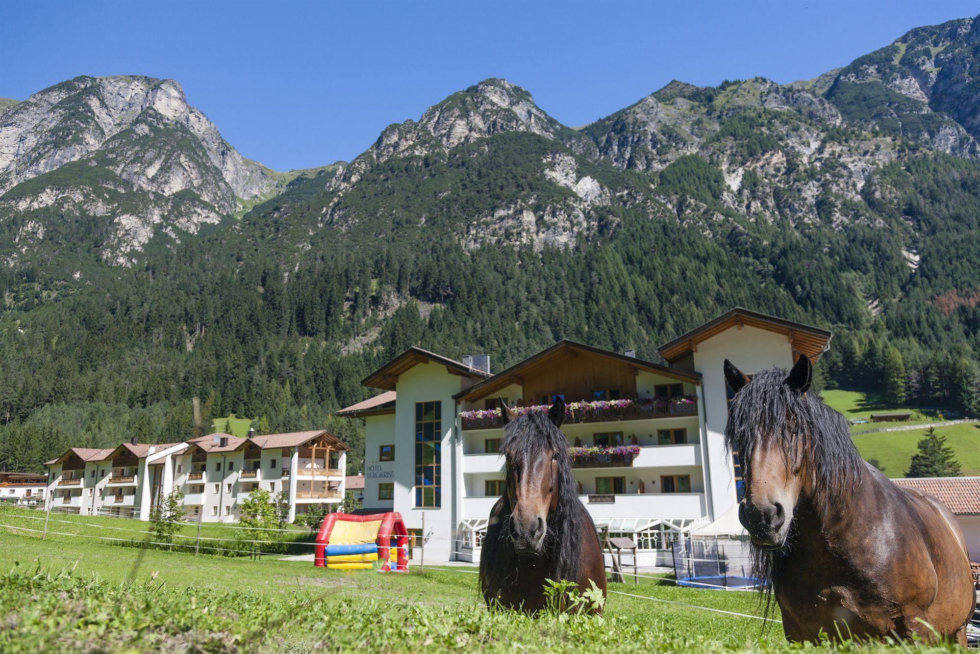 Hotel Bergkristall Brennero Bagian luar foto