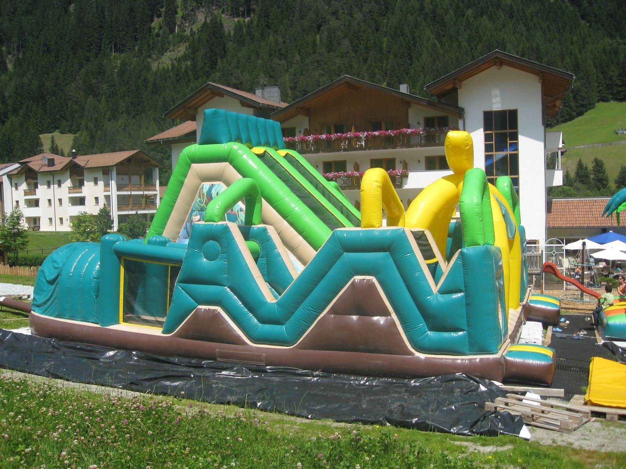 Hotel Bergkristall Brennero Bagian luar foto